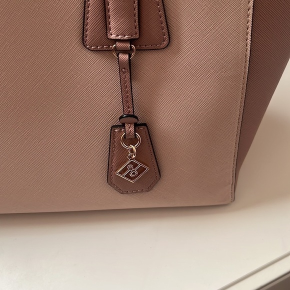 2 tone Pink Tote - Picture 5 of 5